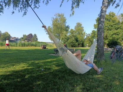 Hamac beige Large – Parc de Dübendorf 2025 - sideview
