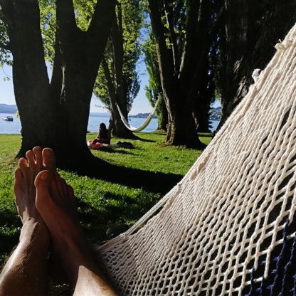 hanging-chair-view on lac - Au zurich for mayan dreams- 2021