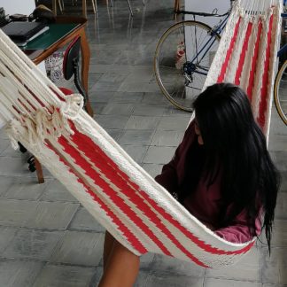 hamac filet rouge - marta assise - Loft Guatemala city