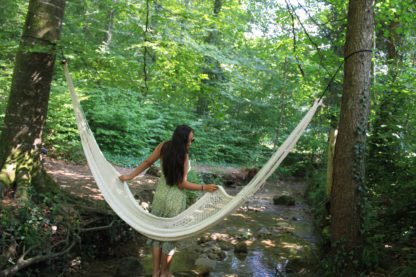 Kloten Forest - White net hammock _Maddie
