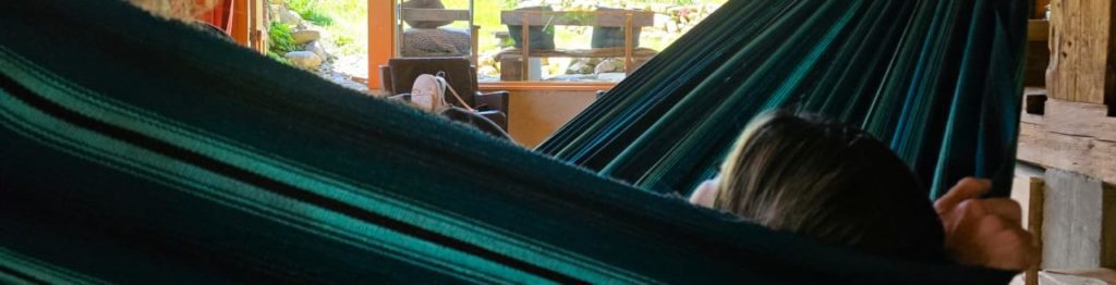 Panorama_Large Fabric hammock green shades_Pays d'Enhaut 2024