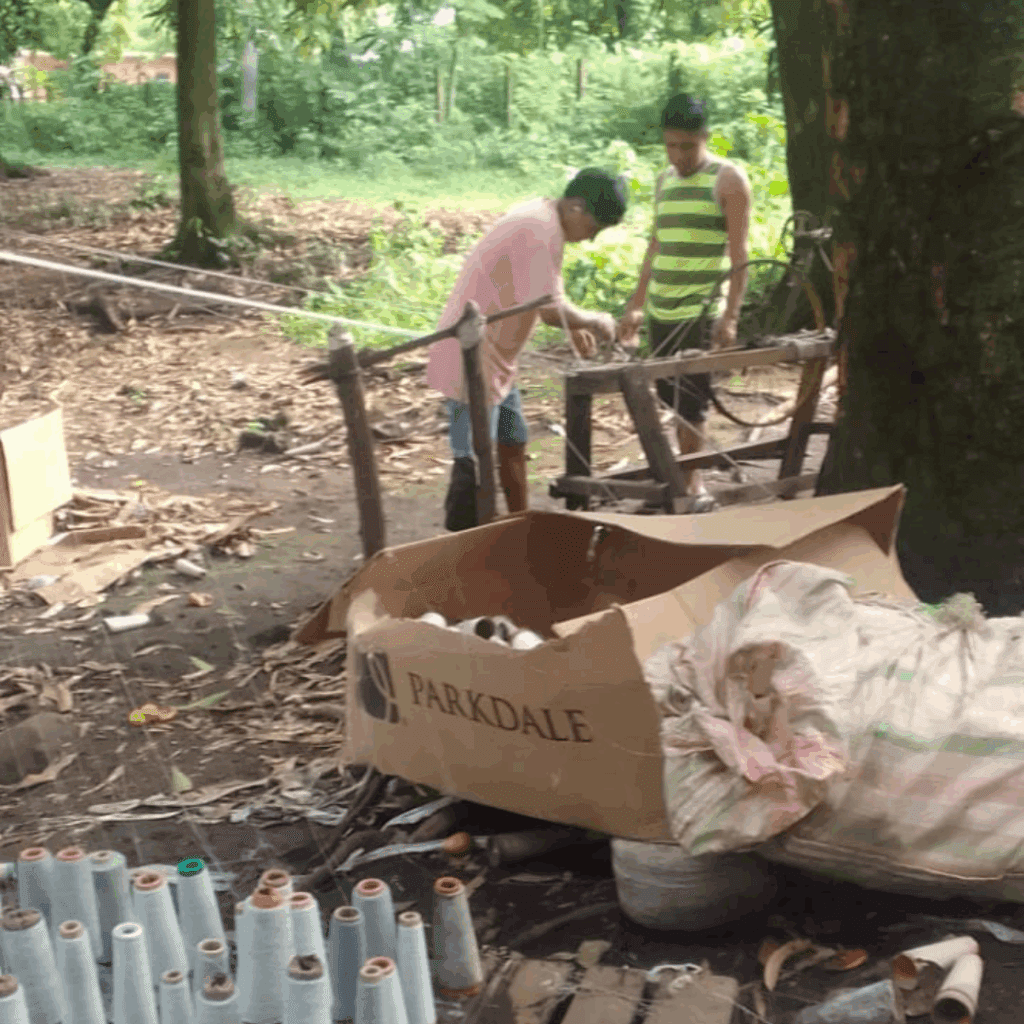 Making cotton string with bike machine - hammock fabrication.png